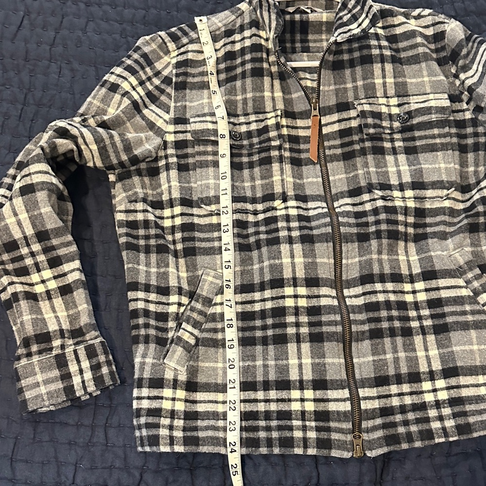 L.L. Bean Gray Black and White Plaid Zip Jacket - Picture 4 of 6